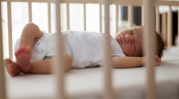baby-sleep-solo