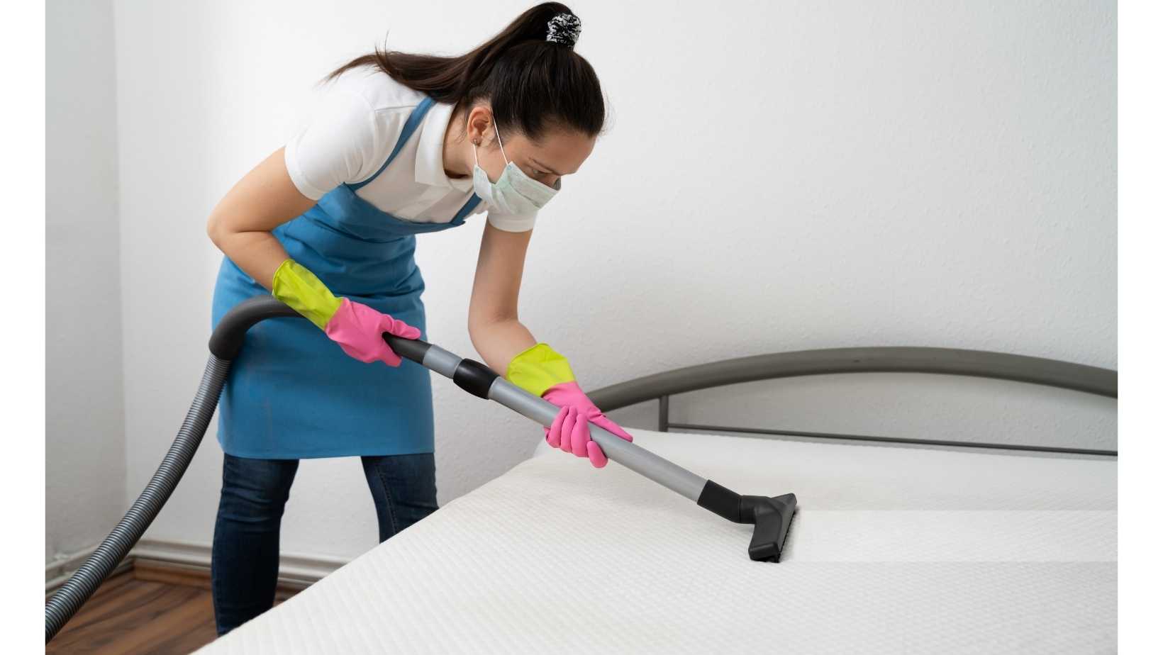 How To Clean A Mattress With Baking Soda and Vinegar