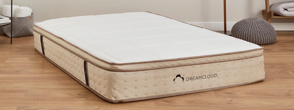 Dreamcloud luxury hybrid mattress